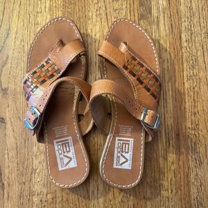 New women’s leather sandals, size 23 (women’s 6-6.5)